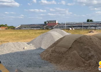 Ex-jogadores se unem para reforma de estádio em Itajá