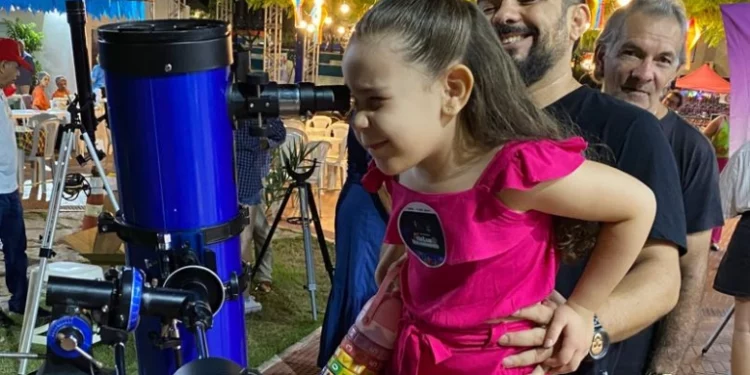 Projeto de extensão da Ufersa promove observação da lua em oito cidades potiguares