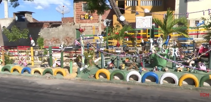 Avó pede ajuda para revitalizar praça em homenagem ao neto