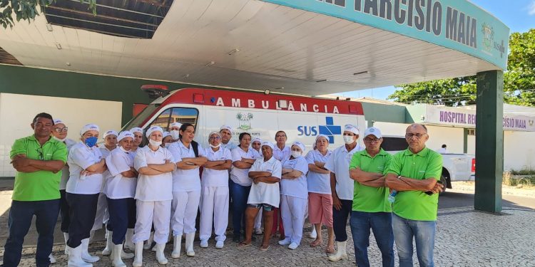 Funcionários da JMT cobram salários atrasados