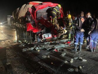 Colisão entre caminhões foi registrada na BR-304 durante o fim de semana