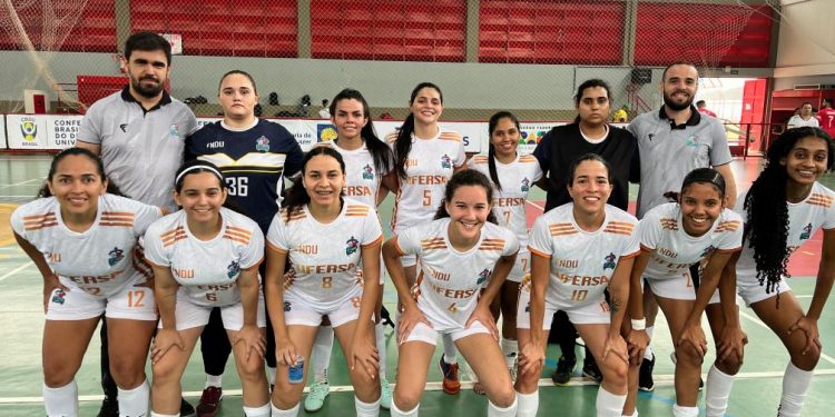 Equipe de futsal feminino da Ufersa estreia com vitória nos Jogos Universitários Brasileiros