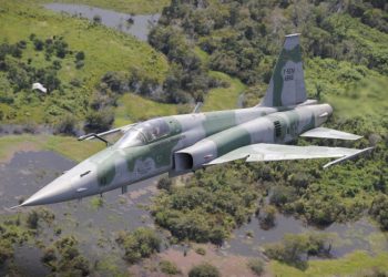 Piloto de jato da FAB que caiu em Parnamirim já recebeu alta médica