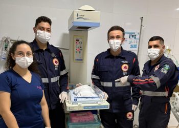 Jovem dá à luz de forma inesperada em banheiro da UPA do Alto de São Manoel