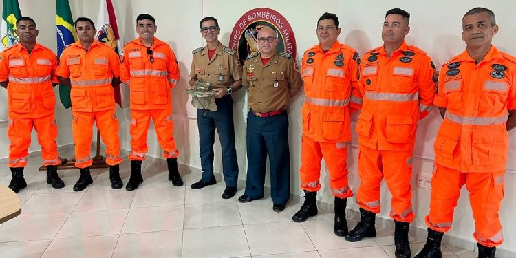 Bombeiros do RN retornam de missão humanitária na Bolívia