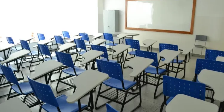 Governo do RN anuncia concurso público para Educação