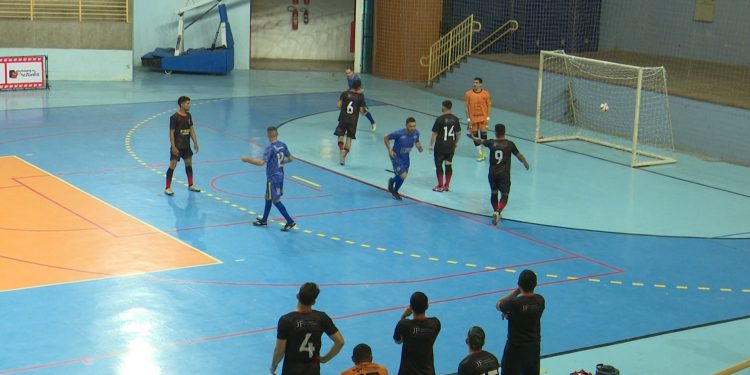 Chelsea Mossoró e Bayern de Grossos largam com vitórias na Copa Santa Luzia de Futsal