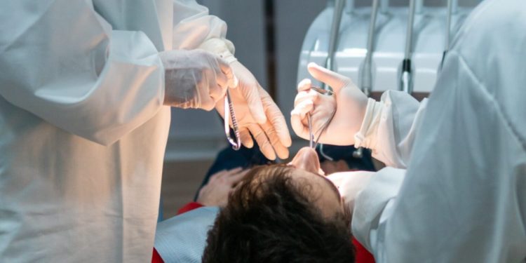 Ministério Público recomenda atendimento odontológico hospitalar para pessoas com deficiência