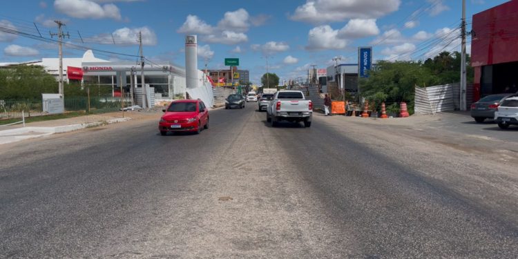 Obras de duplicação fecham trecho da Av. Presidente Dutra neste fim de semana