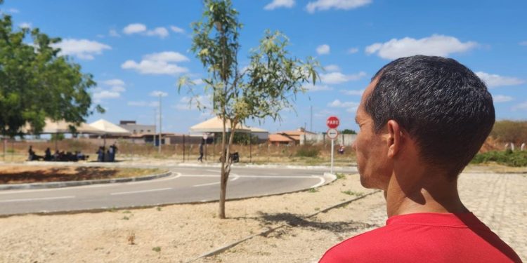 Motorista denuncia falta de examinador no Detran: “Perdi até chance de emprego”