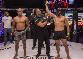 Jefferson Gladiador estreia com vitória no Jungle Fight 132