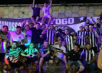 Botafoguenses de Mossoró embarcam rumo à final da Libertadores