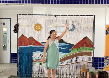 Espetáculo “Histórias Brincadas na Beira do Rio” encerra programação com sessão no Teatro de Quintal