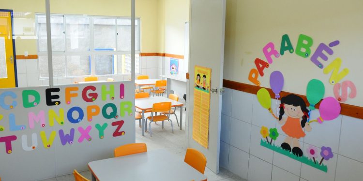 Unidade de Educação Infantil de Mossoró sofre com a falta de água