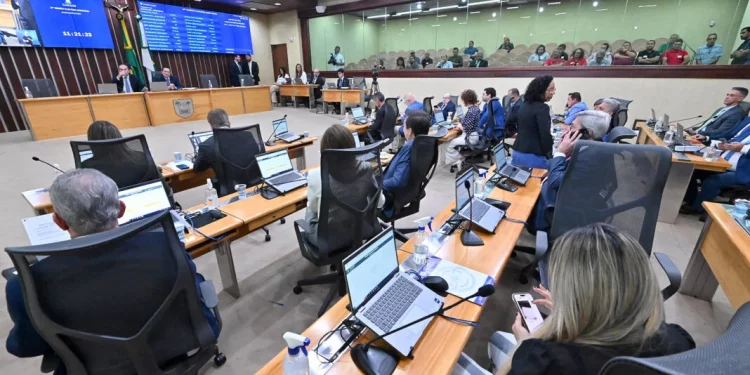 Audiência pública debate aumento do ICMS