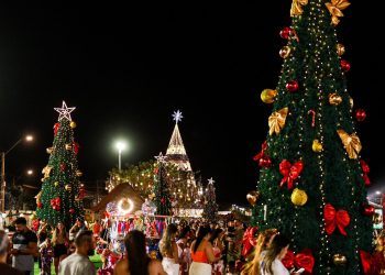Abertura do “Estação Natal” marca início das festas de fim de ano em Mossoró
