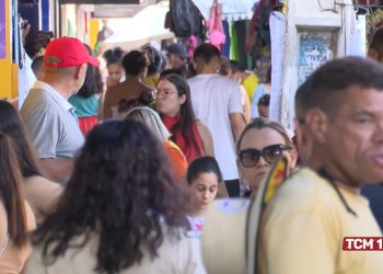 Comércio amplia horário de funcionamento para atender público durante o fim de ano