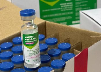 Sesap inicia distribuição de vacinas contra a Covid-19