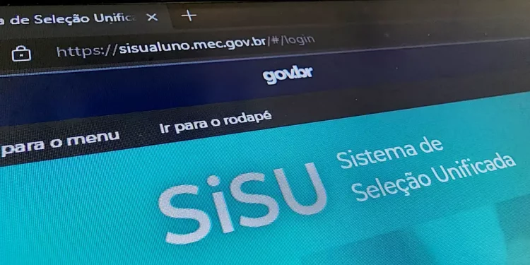 Sisu 2025: estudantes devem realizar matrículas nas universidades até esta segunda (03)
