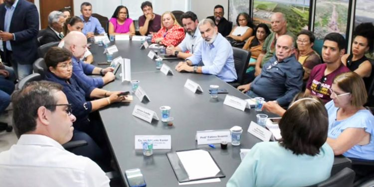 Sinte RN se reúne com Fátima Bezerra e vê avanço nas negociações do reajuste salarial