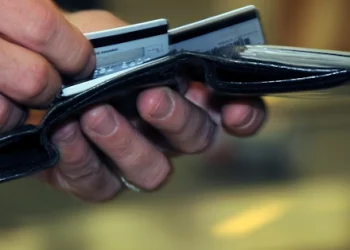 Inadimplência atinge 68,76 milhões de consumidores em fevereiro, aponta CNDL/SPC