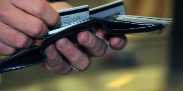 Inadimplência atinge 68,76 milhões de consumidores em fevereiro, aponta CNDL/SPC