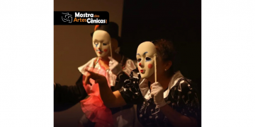 Grupo Arruaça se apresenta na Cia Escarcéu neste domingo (23)