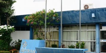 Taxa de licenciamento de veículos placas finais 1 e 2 vence na segunda (10)