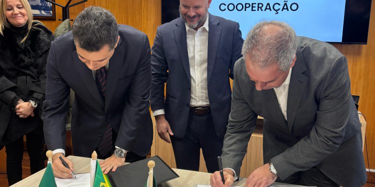 RN fortalece laços com Portugal por meio de nova rota marítima