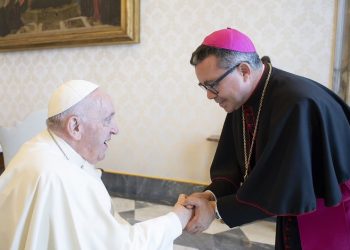Diocese de Mossoró celebrará missa em sufrágio do papa Francisco nesta terça (22)