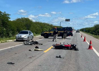 Colisão de veículos deixa um morto e uma pessoa ferida na BR-304, em Mossoró