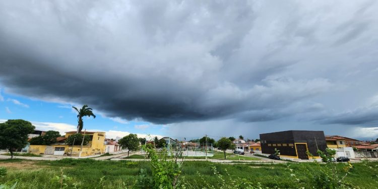 Mossoró tem previsão de chuva válida até a manhã deste sábado (5)