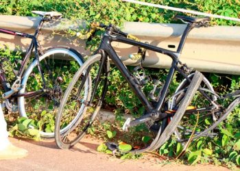 Motorista que atropelou ciclistas é condenado a mais de 4 anos de prisão