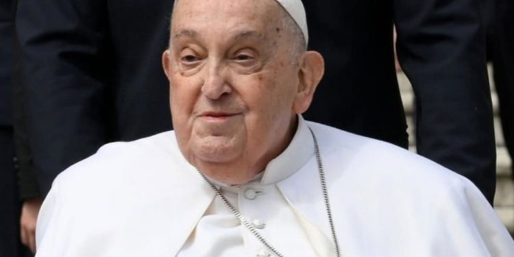 Papa Francisco morre aos 88 anos
