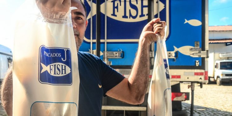 Prefeitura disponibiliza 14 pontos de venda de “Peixe Popular” para a Semana Santa