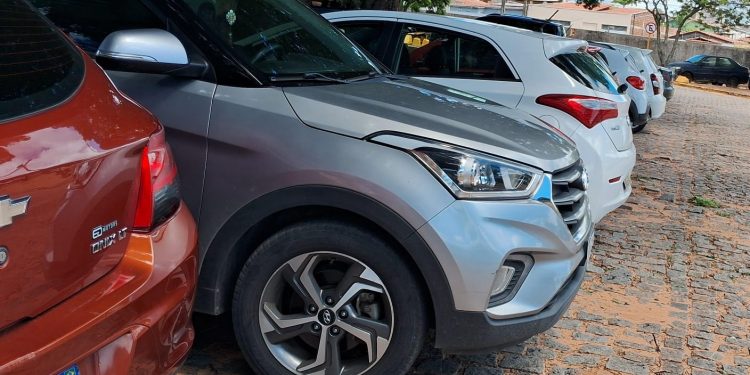 Taxa de licenciamento de placas finais 3, 4 e 5 vence na quinta-feira (10)