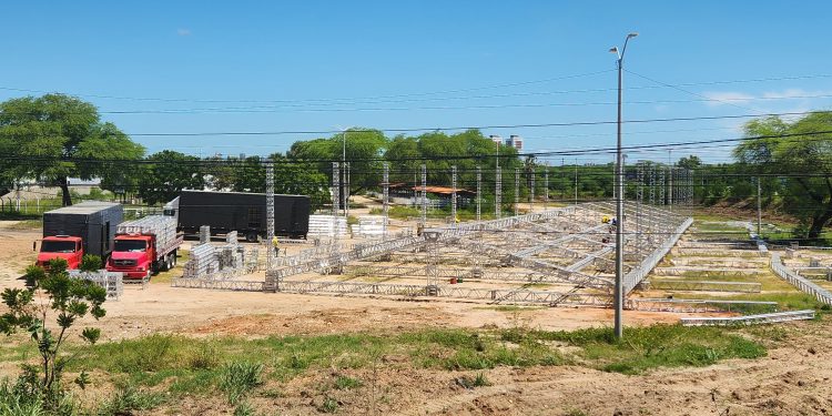 Tem início montagem do polo “Arraiá do Povo Poeta Zé Lima”