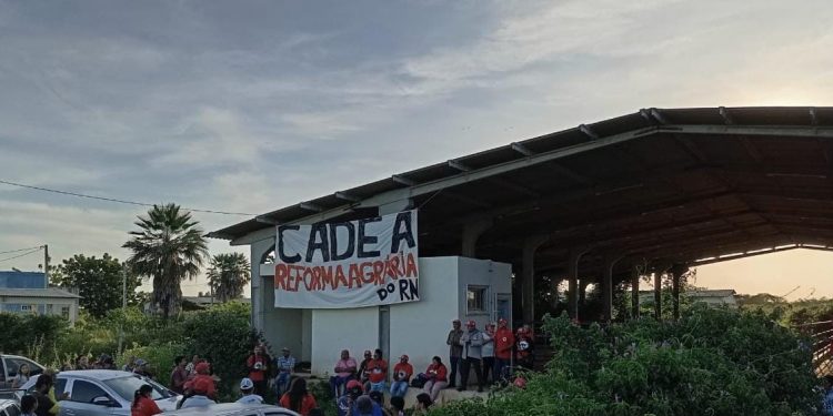 MST-RN ocupa núcleo da Ufersa que está desativado