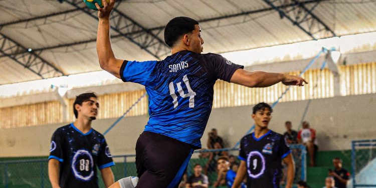 Atleta de handebol mossoroense irá disputar a Taça Nordeste de Clubes pelo CRB-AL