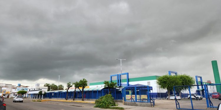 Mossoró está em alerta para chuvas intensas até esta sexta (11)