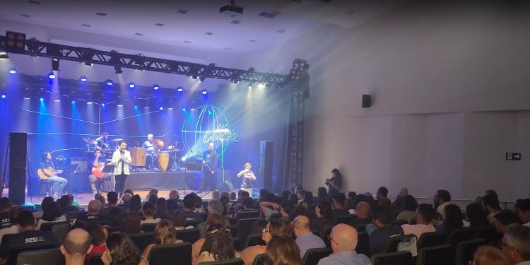 Três candidatos são selecionados na semifinal da etapa Natal do Festival do Industriário 2025