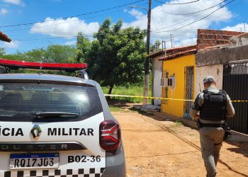 Jovem é morta com golpes de faca no bairro Aeroporto II