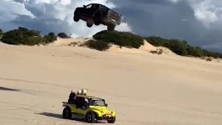 Motorista “voa” com carro ao subir duna em alta velocidade em Canoa Quebrada, no Ceará