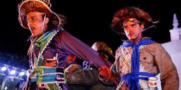 Cia Rascunho de Teatro e Prefeitura selecionam novos artistas para o espetáculo “Chuva de Bala”