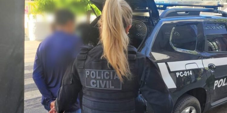 Homem é preso com mais de 200 mil arquivos de cenas de abuso sexual infantil em Caicó