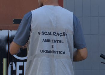 Prefeitura fiscaliza comércio no Centro de Mossoró após retirada de estruturas