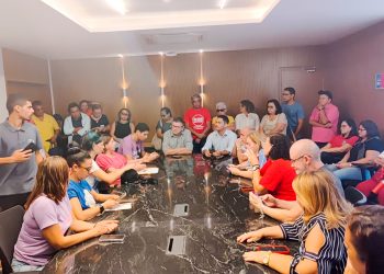 Sinte RN cobra acordo firmado com o Governo e realiza ato na Secretaria de Educação, em Natal