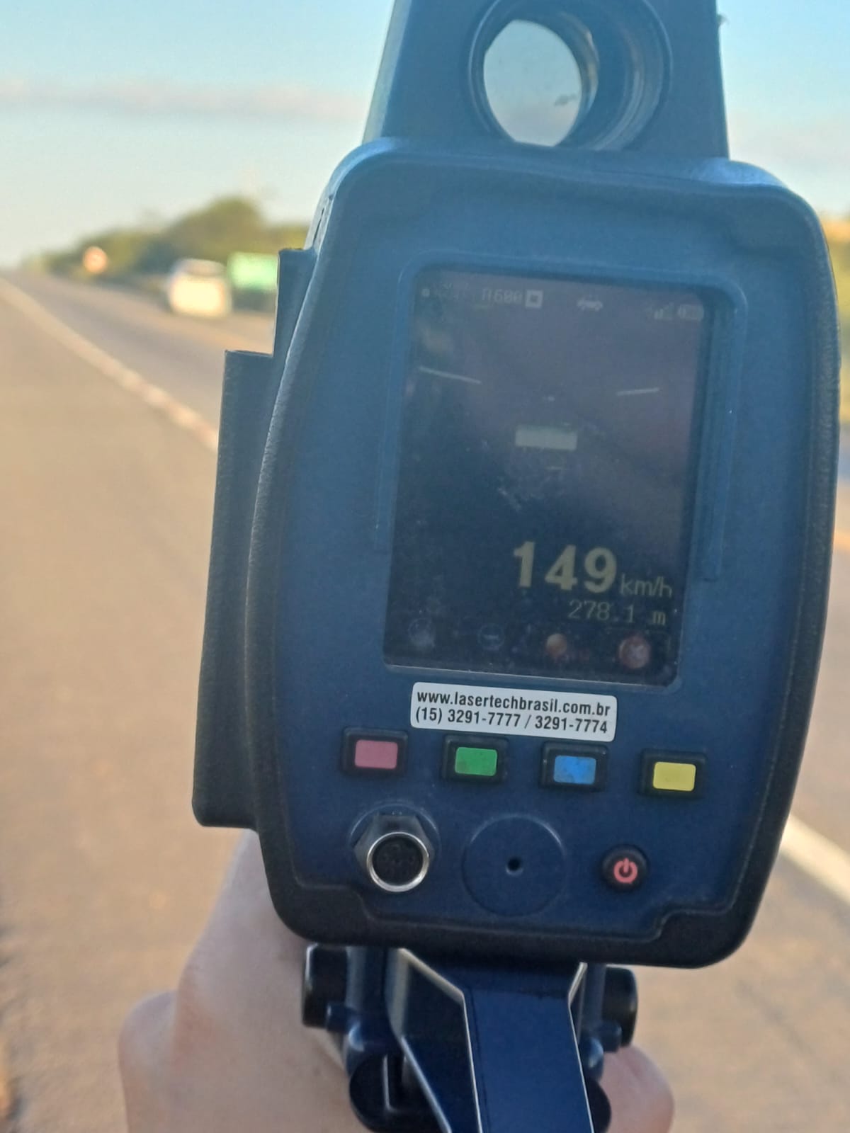 PRF flagra veículo a 149 km/h na BR-304, em Ipanguaçu