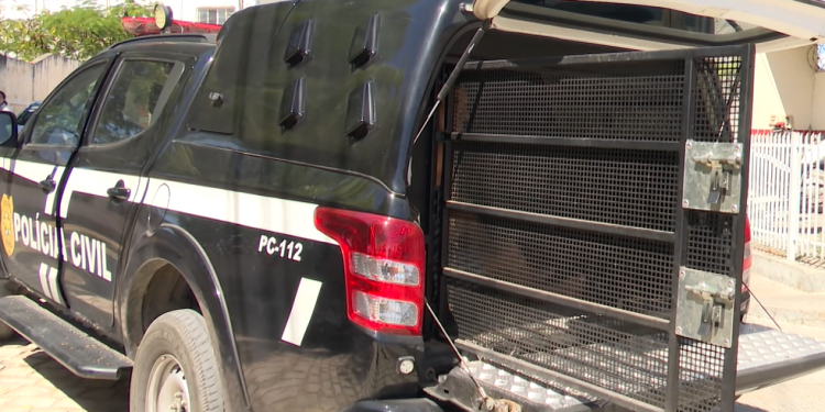 Homem ateia fogo na própria casa em Grossos por não aceitar separação