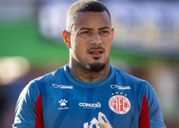 Goleiro do América é vítima de racismo em jogo da Série D